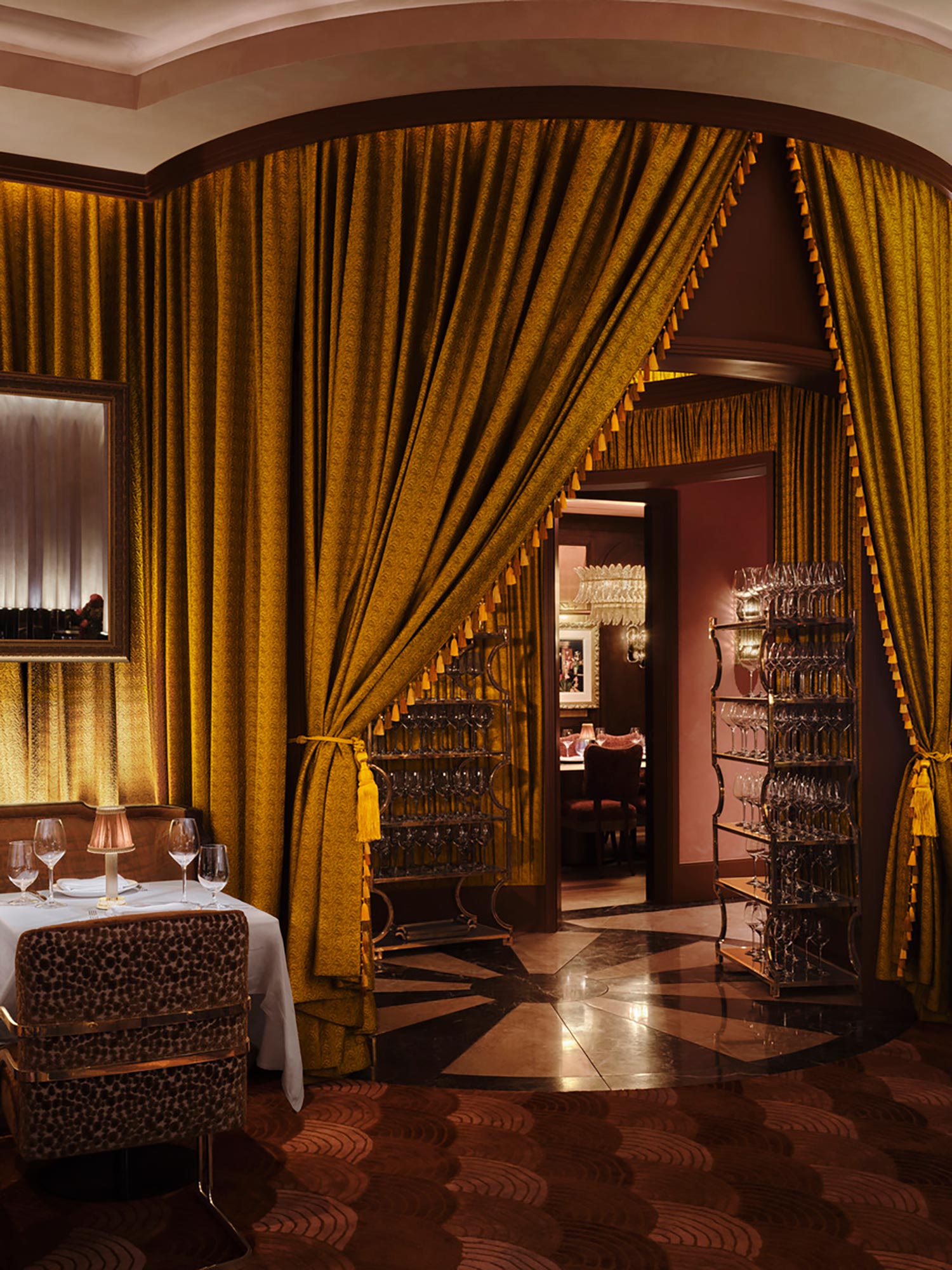 A room with a table and chairs.