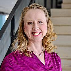 Amie Keener headshot