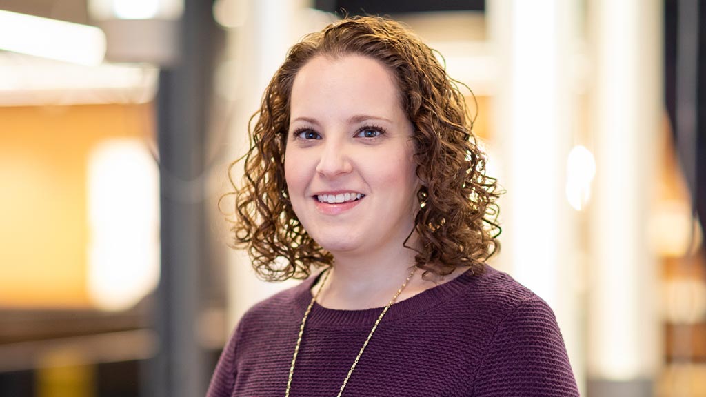 Amanda Langweil headshot
