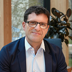 Davide Bertacca headshot