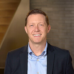 Andrew Stern headshot