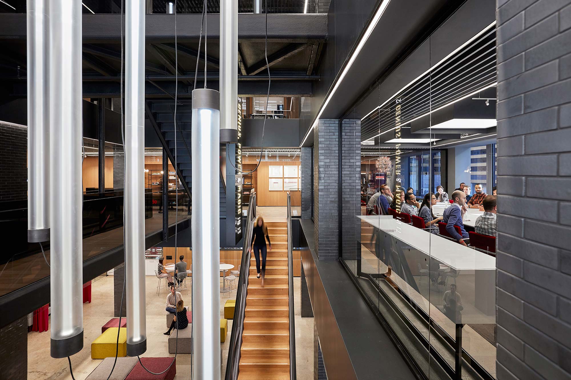 Gensler New York Moves Into Smart Office | Gensler