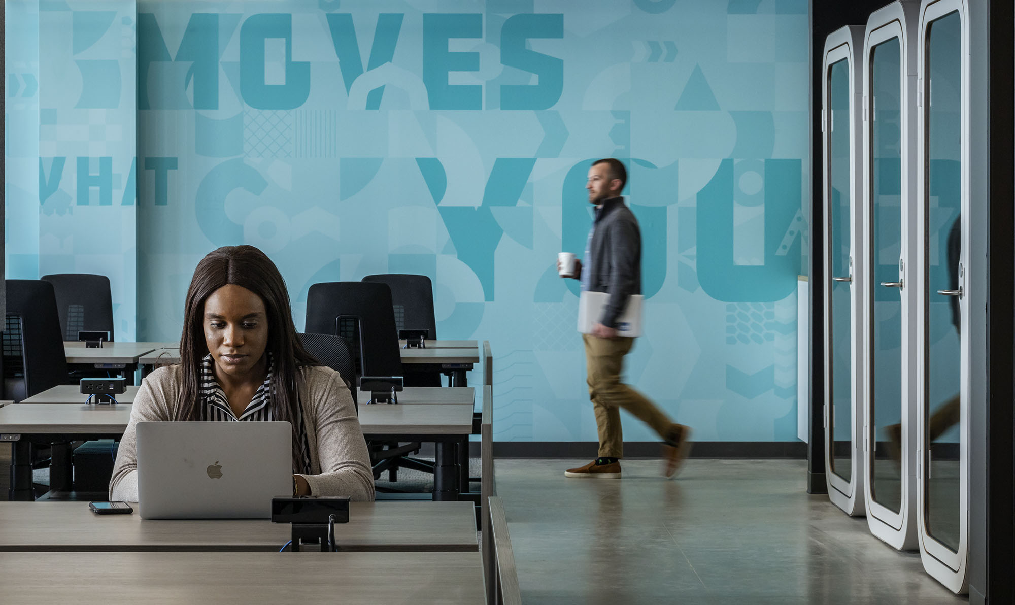 LinkedIn Detroit: Brand Design | Projects | Gensler