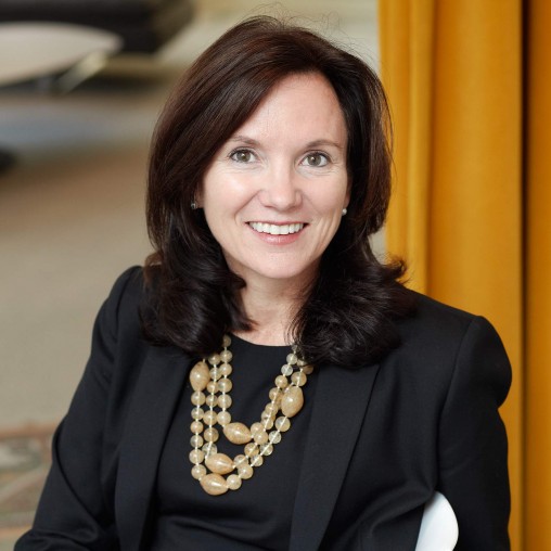 Arlyn Vogelman headshot.