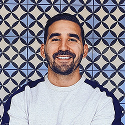 Gerardo Gandy headshot.