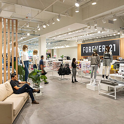 Forever 21 Costa Rica flagship store