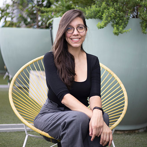 Paula Badilla headshot