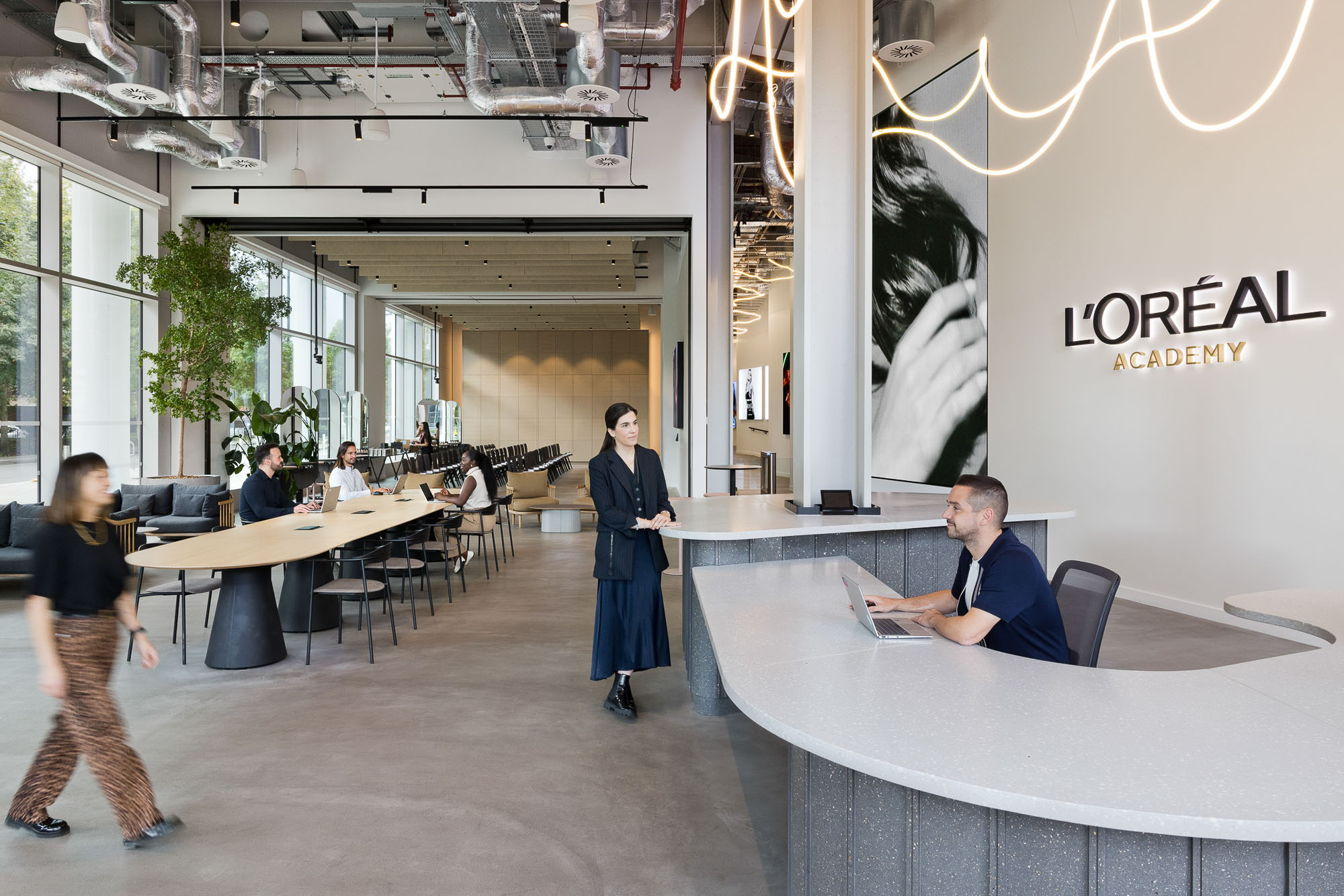 L’Oréal Gateway London HQ | Projects | Gensler