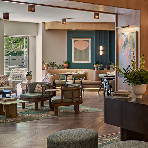 Hyatt Regency Irvine bar lounge