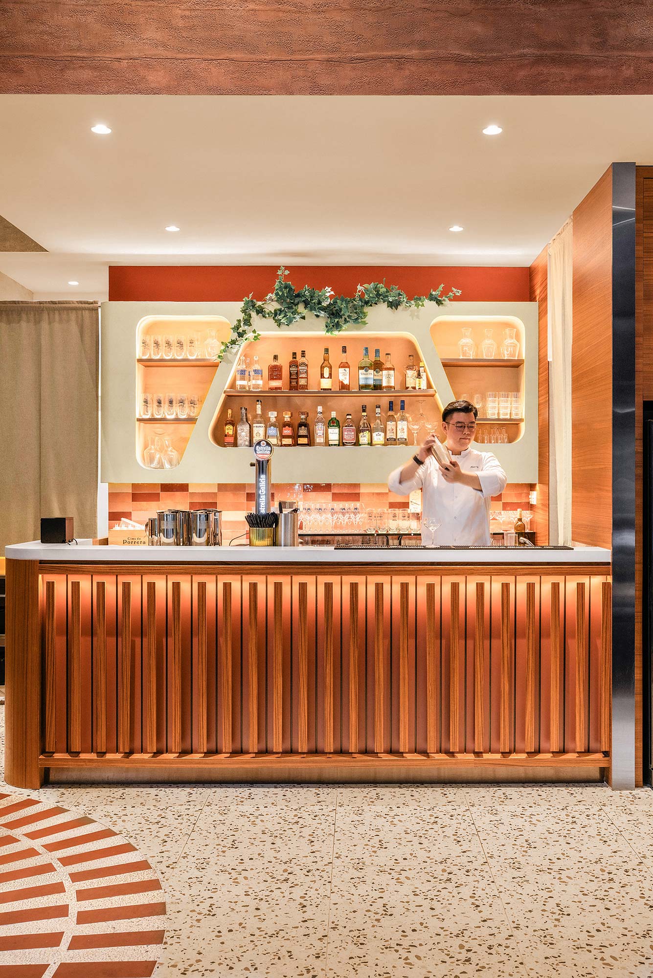 Vino Tinto | Projects | Gensler