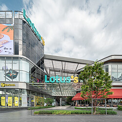 Lotus’s North Ratchapruek Lifestyle Center exterior