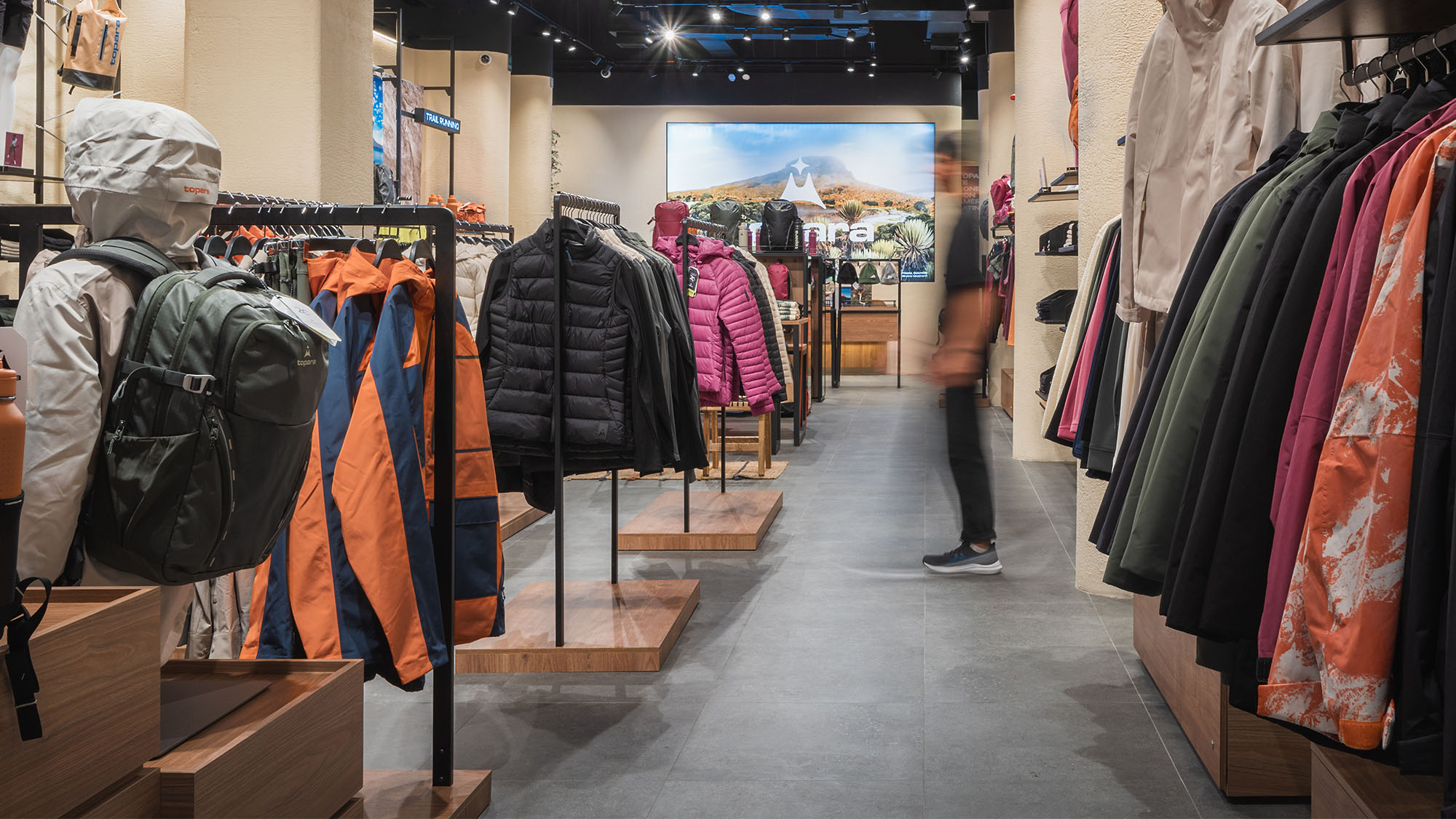 Topara Concept Store | Projects | Gensler