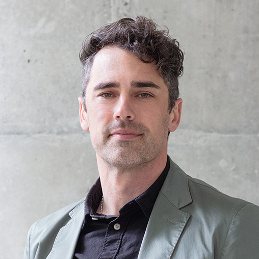 Jacob Simons headshot