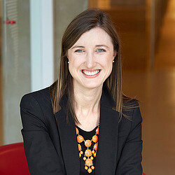 Stephanie Clements headshot