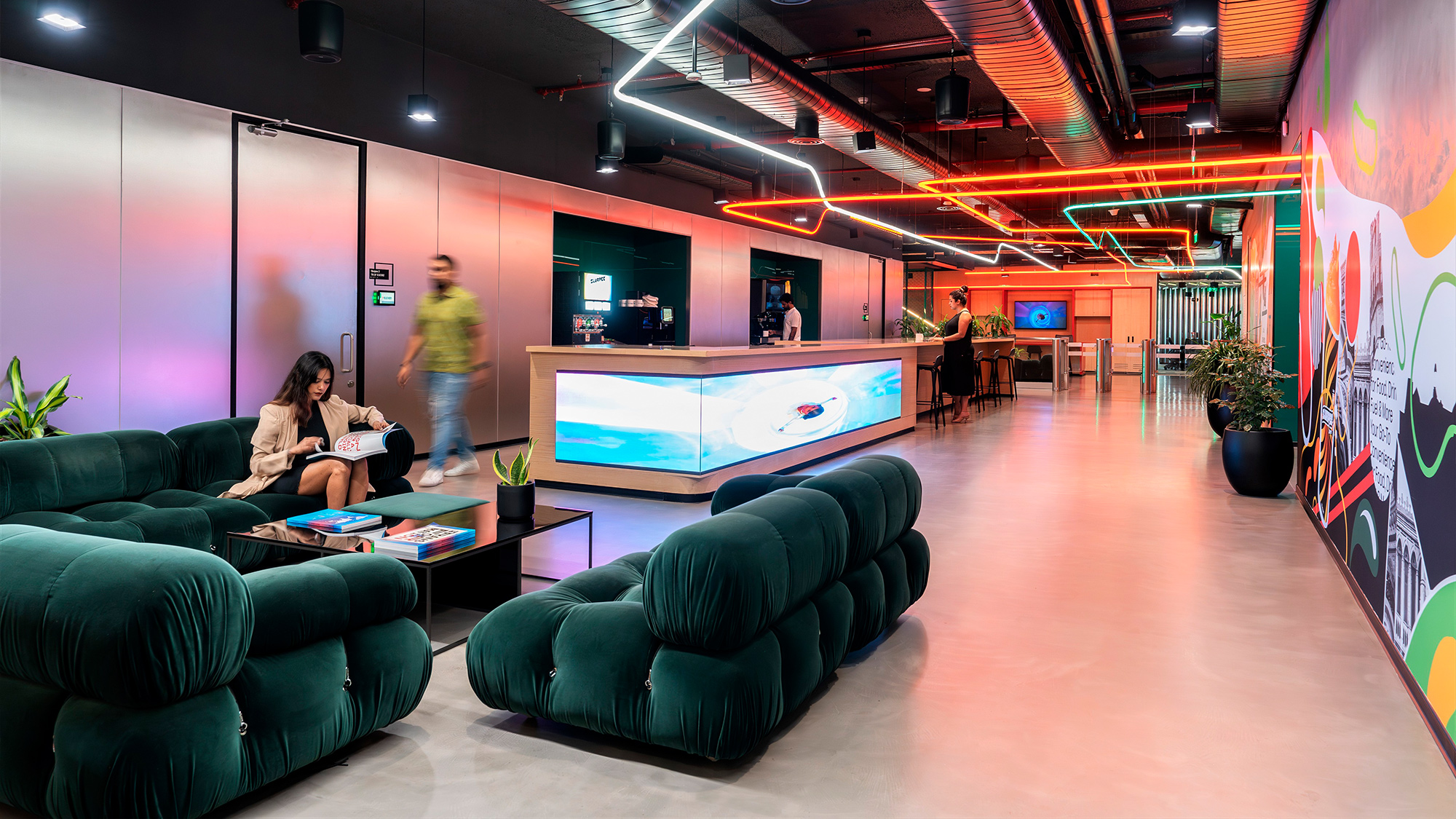 7/11 Global Solution Centre reception
